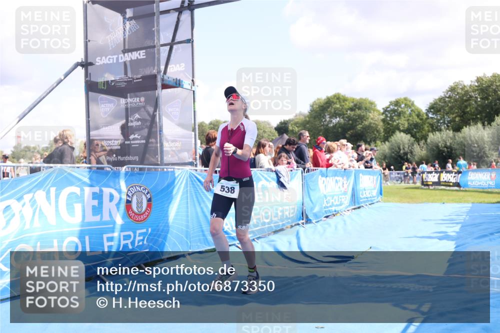 25.08.2024 - Elbe Triathlon Hamburg H.Heesch http://msf.ph/oto/6873350 25.08.2024 11:59:51 Ziel 538, 1523 meine-sportfotos.de