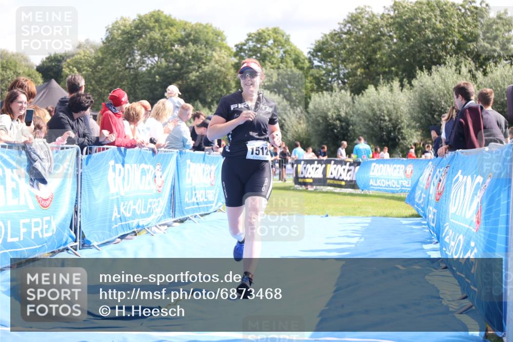 25.08.2024 - Elbe Triathlon Hamburg H.Heesch http://msf.ph/oto/6873468 25.08.2024 12:00:02 Ziel 1512 meine-sportfotos.de