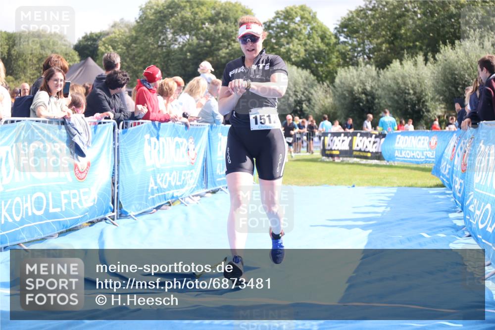 25.08.2024 - Elbe Triathlon Hamburg H.Heesch http://msf.ph/oto/6873481 25.08.2024 12:00:03 Ziel 1512 meine-sportfotos.de