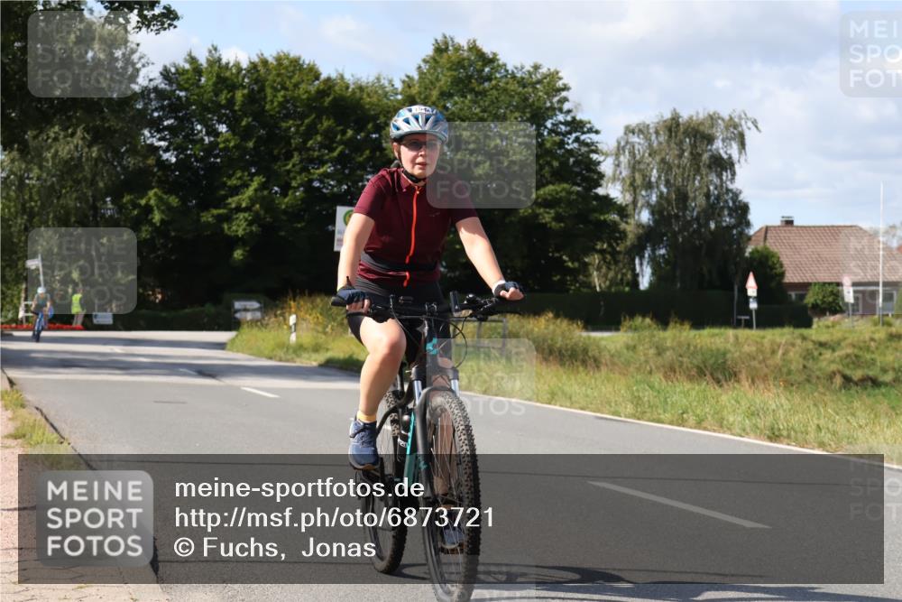 25.08.2024 - Elbe Triathlon Hamburg Fuchs,  Jonas http://msf.ph/oto/6873721 25.08.2024 11:23:21 Radfahren 1540, 1691 meine-sportfotos.de