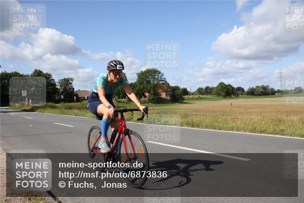 25.08.2024 - Elbe Triathlon Hamburg Fuchs,  Jonas http://msf.ph/oto/6873836 25.08.2024 11:24:07 Radfahren 1635, 1494 meine-sportfotos.de