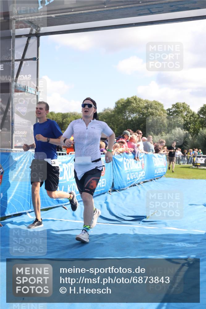 25.08.2024 - Elbe Triathlon Hamburg H.Heesch http://msf.ph/oto/6873843 25.08.2024 11:38:26 Ziel 224, 562, 650 meine-sportfotos.de