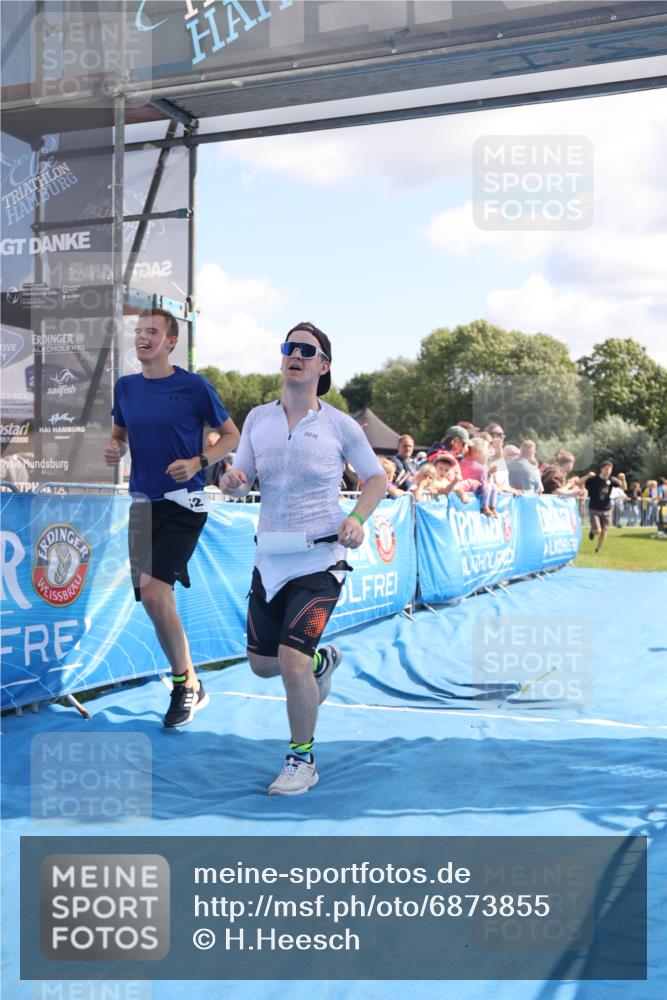 25.08.2024 - Elbe Triathlon Hamburg H.Heesch http://msf.ph/oto/6873855 25.08.2024 11:38:26 Ziel 224, 562, 650 meine-sportfotos.de