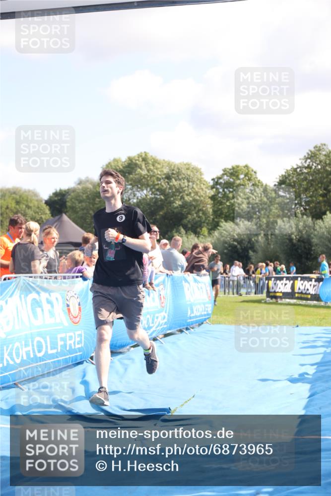 25.08.2024 - Elbe Triathlon Hamburg H.Heesch http://msf.ph/oto/6873965 25.08.2024 11:38:30 Ziel 224, 562, 628, 650 meine-sportfotos.de