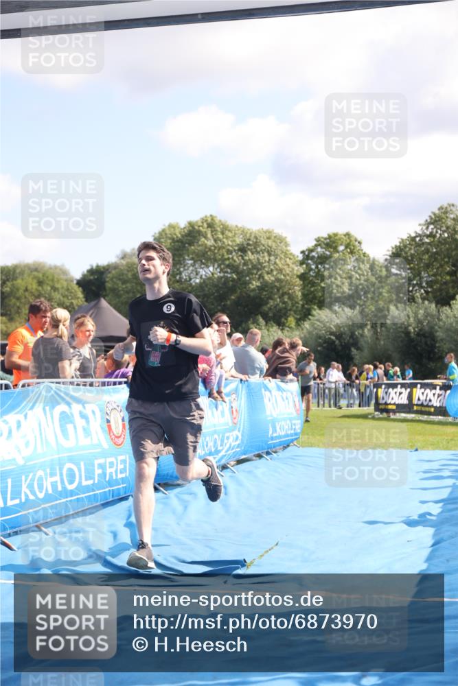 25.08.2024 - Elbe Triathlon Hamburg H.Heesch http://msf.ph/oto/6873970 25.08.2024 11:38:30 Ziel 224, 562, 628, 650 meine-sportfotos.de