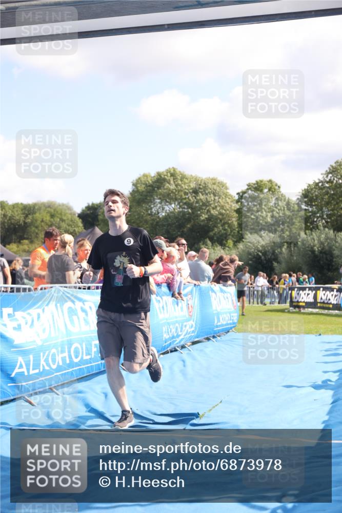 25.08.2024 - Elbe Triathlon Hamburg H.Heesch http://msf.ph/oto/6873978 25.08.2024 11:38:30 Ziel 224, 562, 628, 650 meine-sportfotos.de