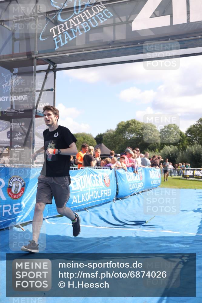 25.08.2024 - Elbe Triathlon Hamburg H.Heesch http://msf.ph/oto/6874026 25.08.2024 11:38:31 Ziel 224, 562, 628, 650 meine-sportfotos.de