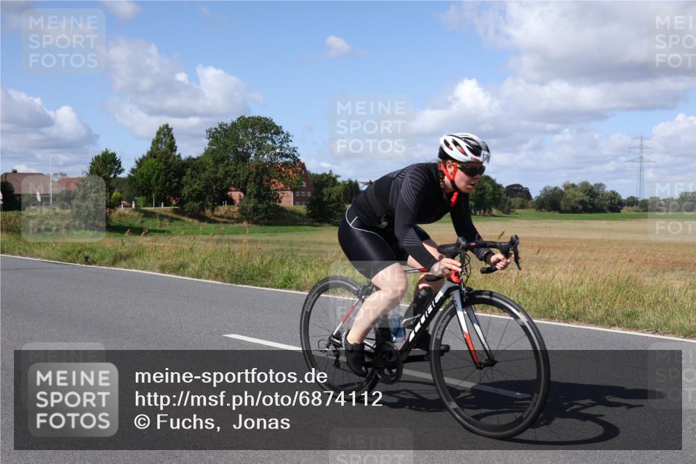 25.08.2024 - Elbe Triathlon Hamburg Fuchs,  Jonas http://msf.ph/oto/6874112 25.08.2024 11:26:34 Radfahren 1700, 1627 meine-sportfotos.de