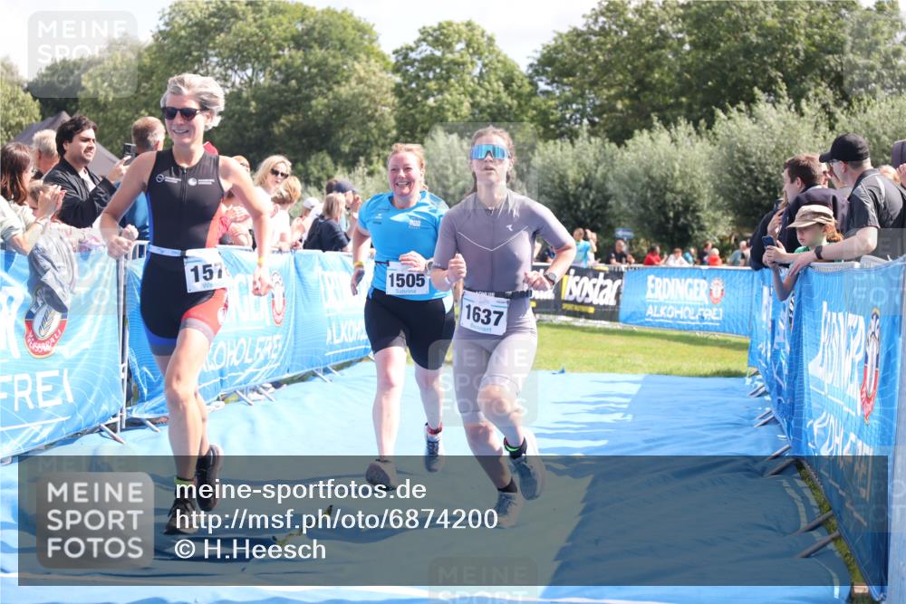 25.08.2024 - Elbe Triathlon Hamburg H.Heesch http://msf.ph/oto/6874200 25.08.2024 12:01:16 Ziel 1505, 1576, 1637, 1663 meine-sportfotos.de