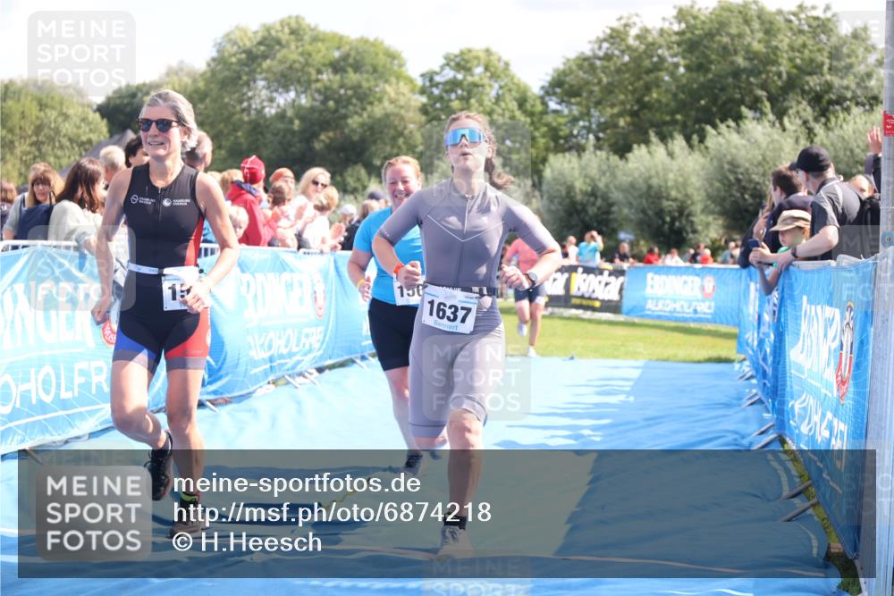 25.08.2024 - Elbe Triathlon Hamburg H.Heesch http://msf.ph/oto/6874218 25.08.2024 12:01:16 Ziel 1505, 1576, 1637, 1663 meine-sportfotos.de