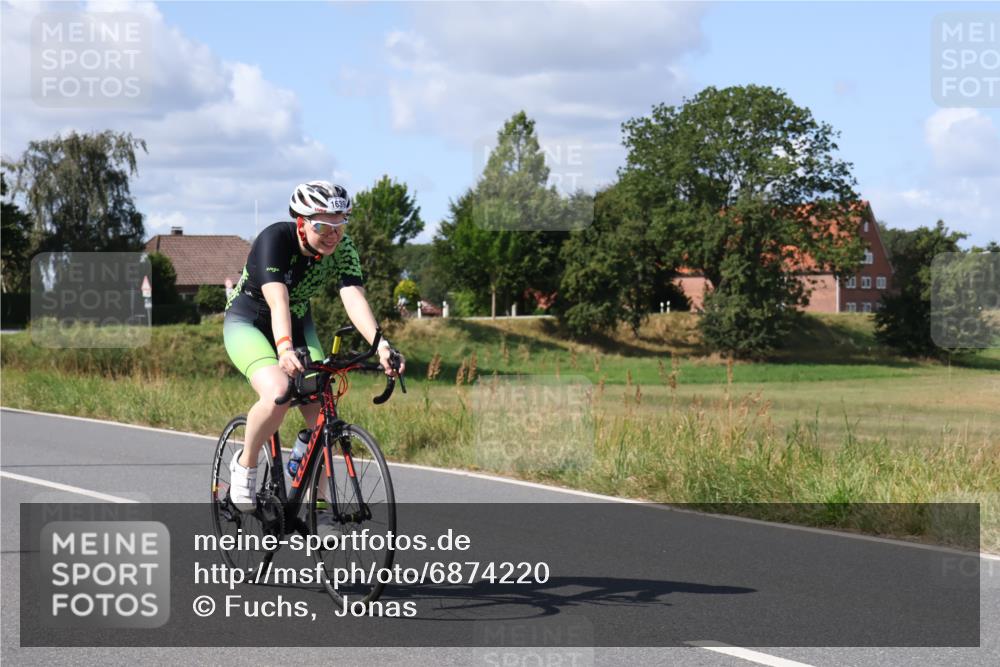 25.08.2024 - Elbe Triathlon Hamburg Fuchs,  Jonas http://msf.ph/oto/6874220 25.08.2024 11:28:08 Radfahren 1582, 1639 meine-sportfotos.de