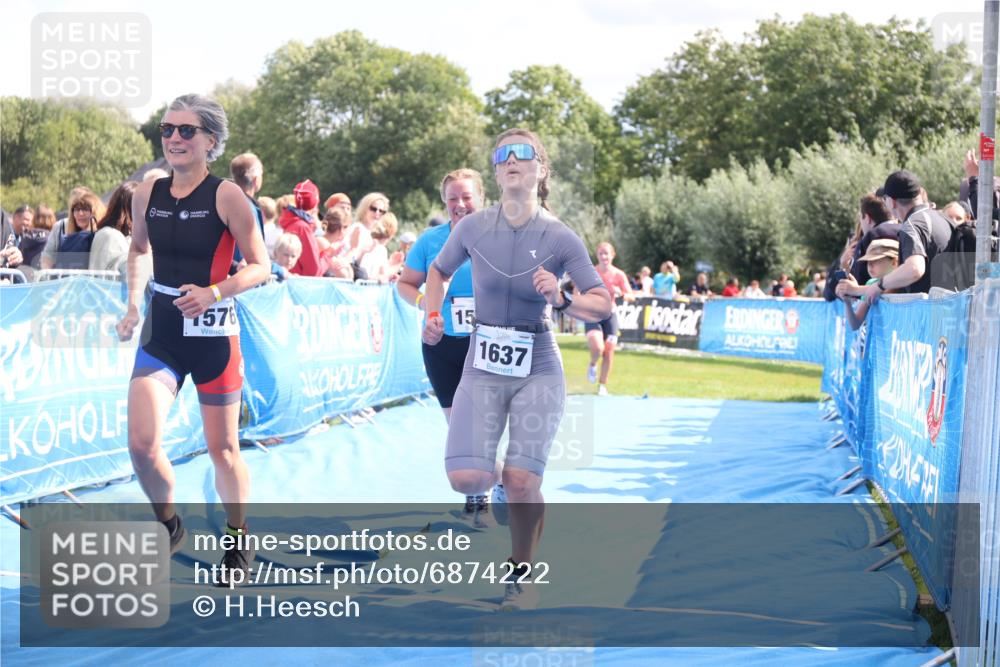 25.08.2024 - Elbe Triathlon Hamburg H.Heesch http://msf.ph/oto/6874222 25.08.2024 12:01:16 Ziel 1505, 1576, 1637, 1663 meine-sportfotos.de
