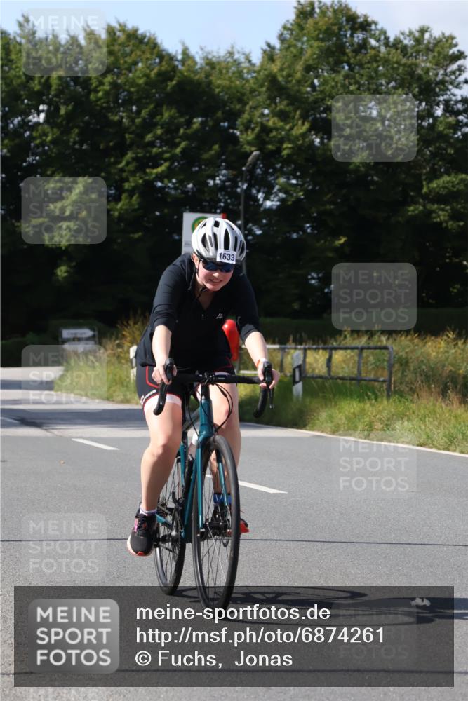 25.08.2024 - Elbe Triathlon Hamburg Fuchs,  Jonas http://msf.ph/oto/6874261 25.08.2024 11:28:57 Radfahren 1633 meine-sportfotos.de