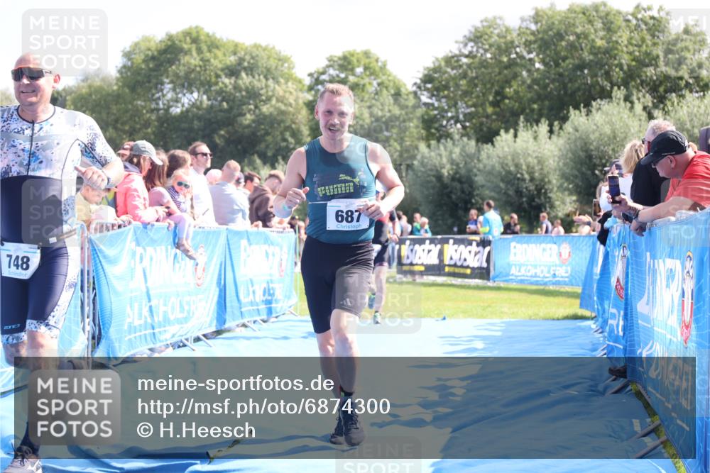 25.08.2024 - Elbe Triathlon Hamburg H.Heesch http://msf.ph/oto/6874300 25.08.2024 11:39:00 Ziel 687, 748, 1413, 1456 meine-sportfotos.de
