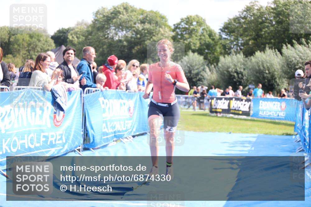 25.08.2024 - Elbe Triathlon Hamburg H.Heesch http://msf.ph/oto/6874330 25.08.2024 12:01:19 Ziel 1505, 1576, 1637, 1663 meine-sportfotos.de
