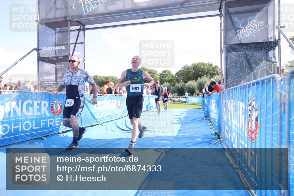 25.08.2024 - Elbe Triathlon Hamburg H.Heesch http://msf.ph/oto/6874333 25.08.2024 11:39:01 Ziel 687, 748, 1413, 1456 meine-sportfotos.de
