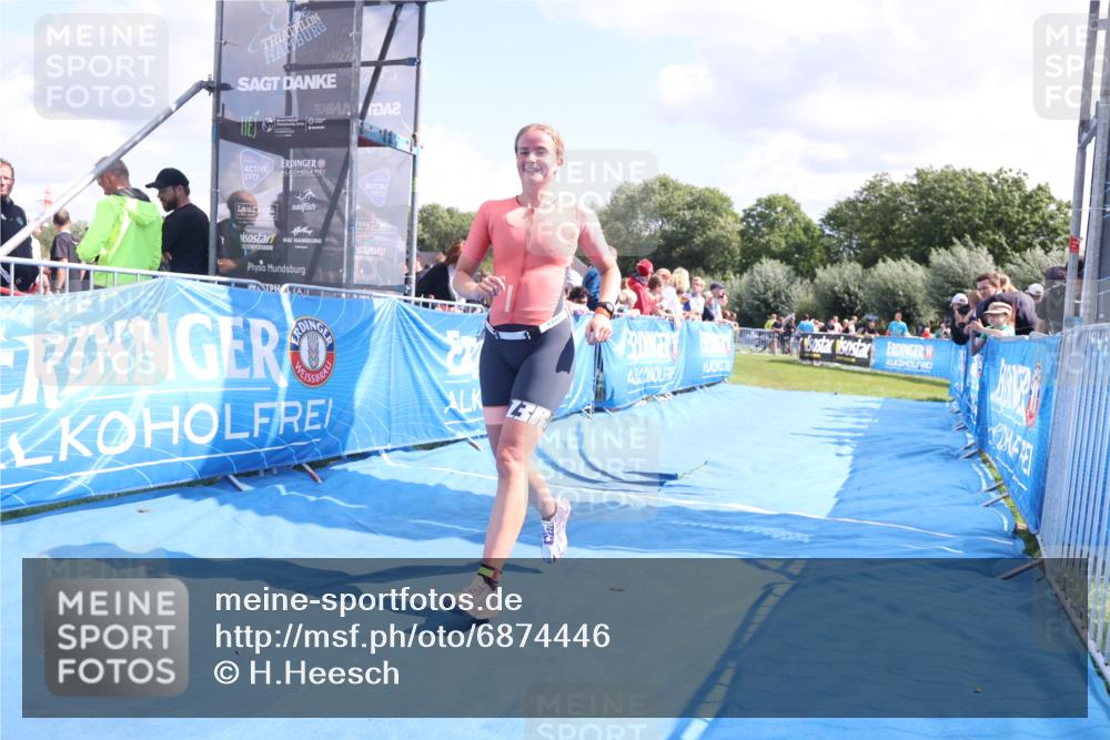 25.08.2024 - Elbe Triathlon Hamburg H.Heesch http://msf.ph/oto/6874446 25.08.2024 12:01:20 Ziel 1505, 1576, 1637, 1663 meine-sportfotos.de