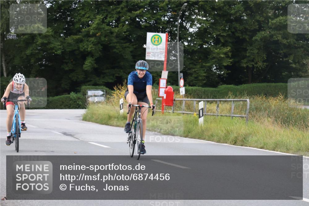 25.08.2024 - Elbe Triathlon Hamburg Fuchs,  Jonas http://msf.ph/oto/6874456 25.08.2024 11:34:24 Radfahren 1648, 1655 meine-sportfotos.de