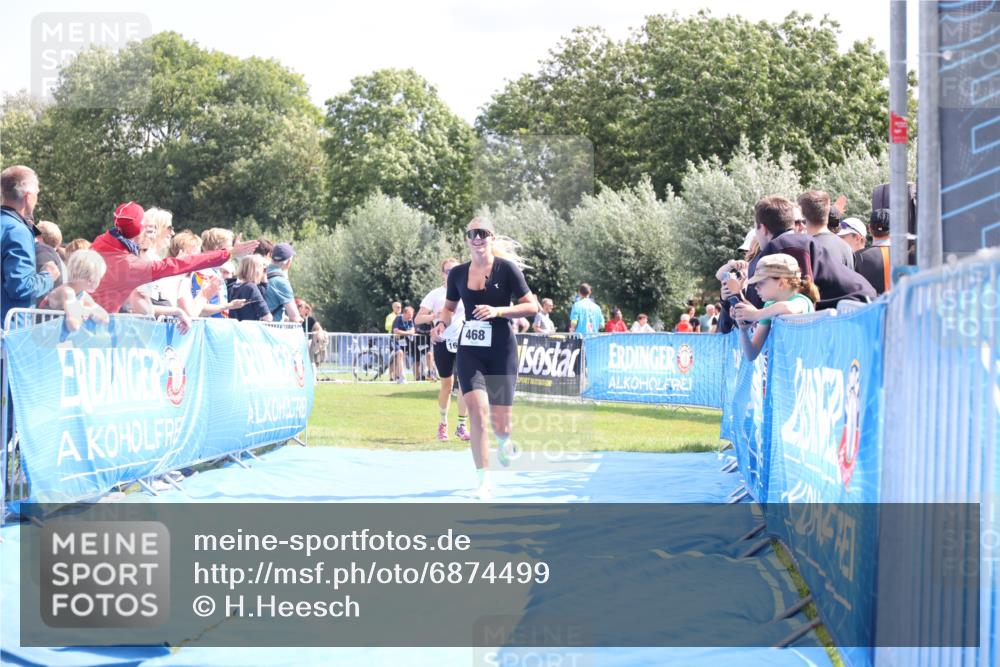 25.08.2024 - Elbe Triathlon Hamburg H.Heesch http://msf.ph/oto/6874499 25.08.2024 12:01:29 Ziel 468, 1619 meine-sportfotos.de