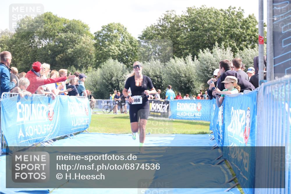25.08.2024 - Elbe Triathlon Hamburg H.Heesch http://msf.ph/oto/6874536 25.08.2024 12:01:29 Ziel 468, 1619 meine-sportfotos.de