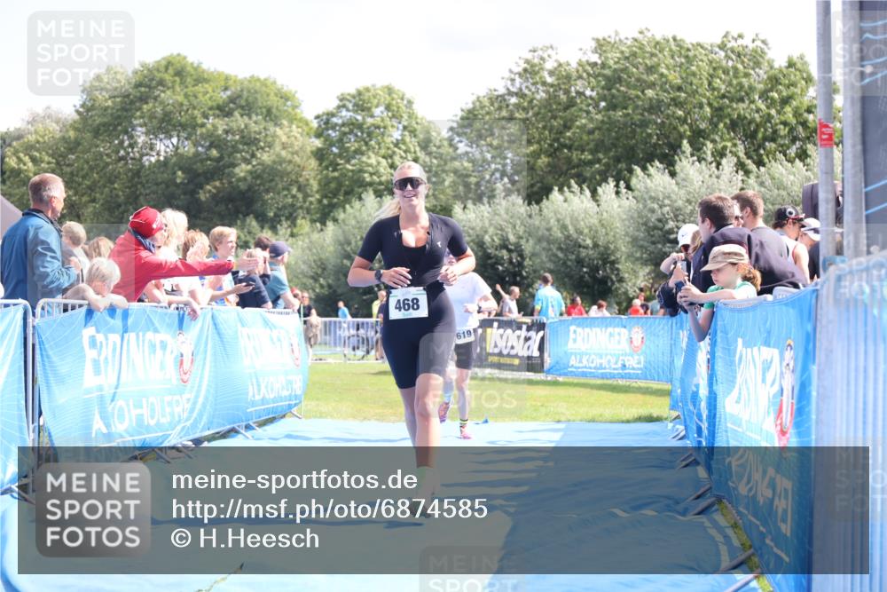 25.08.2024 - Elbe Triathlon Hamburg H.Heesch http://msf.ph/oto/6874585 25.08.2024 12:01:30 Ziel 468, 1619 meine-sportfotos.de