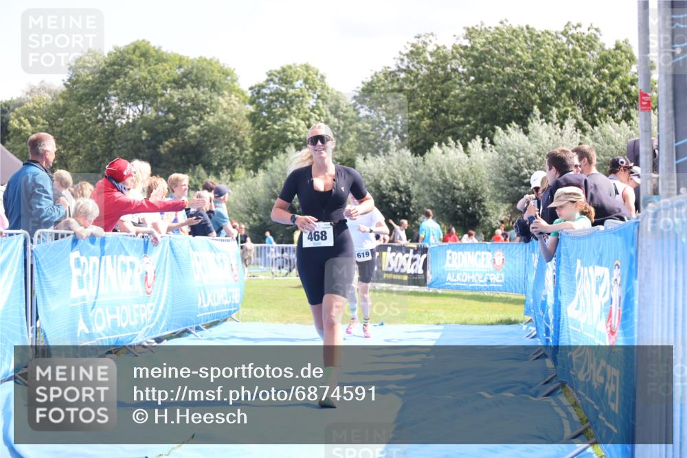 25.08.2024 - Elbe Triathlon Hamburg H.Heesch http://msf.ph/oto/6874591 25.08.2024 12:01:30 Ziel 468, 1619 meine-sportfotos.de
