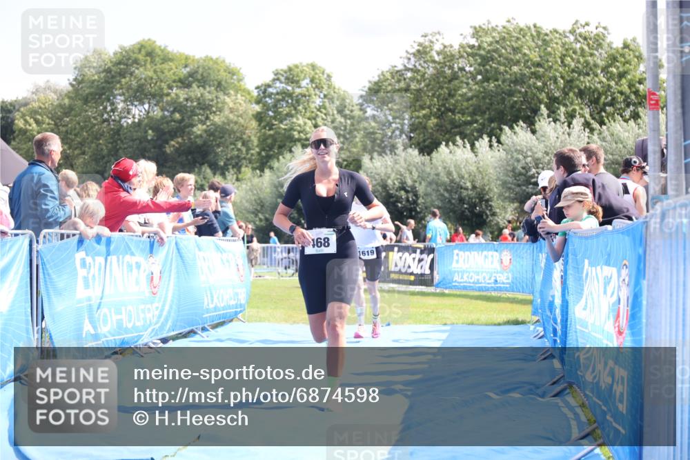 25.08.2024 - Elbe Triathlon Hamburg H.Heesch http://msf.ph/oto/6874598 25.08.2024 12:01:30 Ziel 468, 1619 meine-sportfotos.de