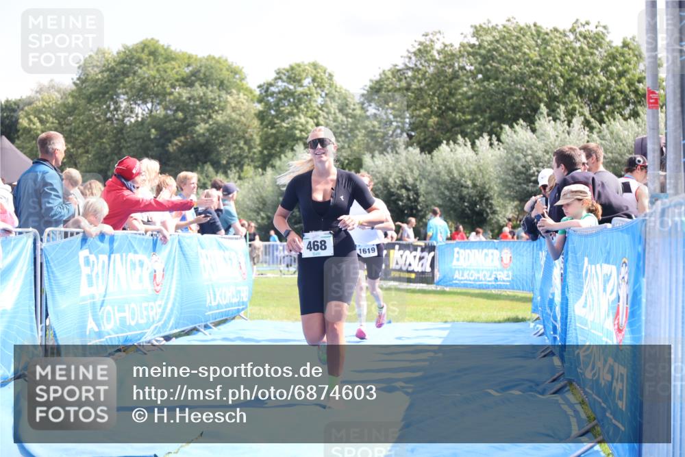 25.08.2024 - Elbe Triathlon Hamburg H.Heesch http://msf.ph/oto/6874603 25.08.2024 12:01:30 Ziel 468, 1619 meine-sportfotos.de