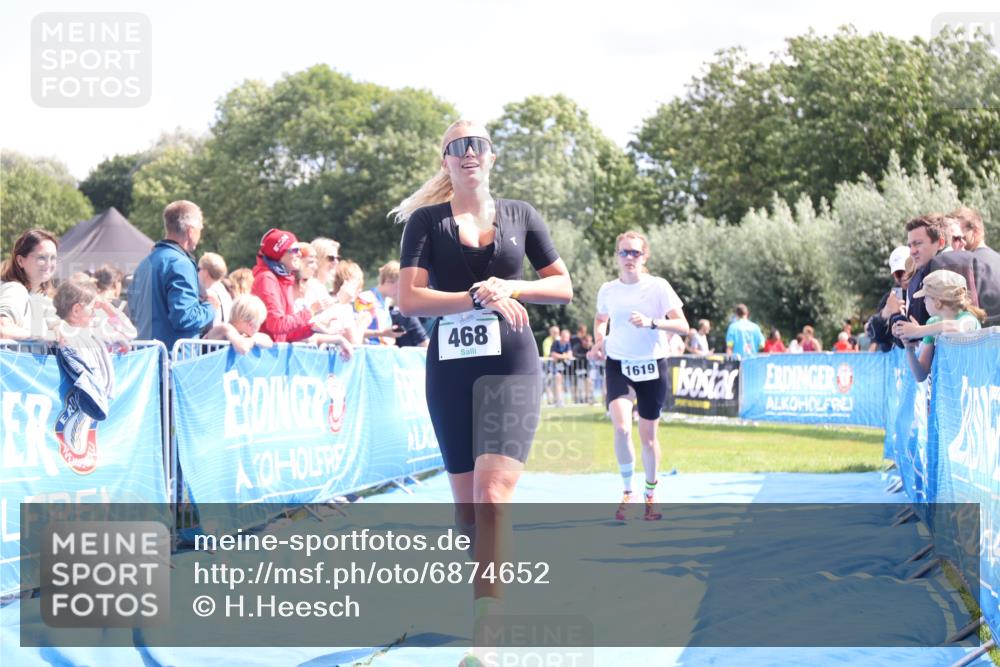 25.08.2024 - Elbe Triathlon Hamburg H.Heesch http://msf.ph/oto/6874652 25.08.2024 12:01:30 Ziel 468, 1619 meine-sportfotos.de