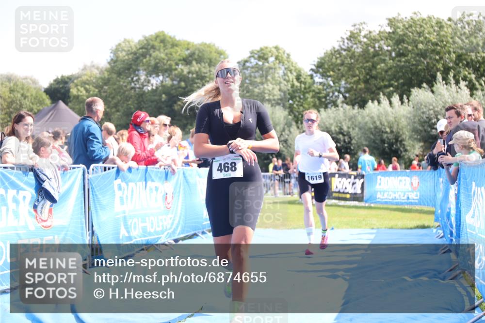 25.08.2024 - Elbe Triathlon Hamburg H.Heesch http://msf.ph/oto/6874655 25.08.2024 12:01:31 Ziel 468, 1619 meine-sportfotos.de
