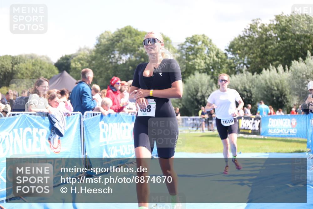 25.08.2024 - Elbe Triathlon Hamburg H.Heesch http://msf.ph/oto/6874670 25.08.2024 12:01:31 Ziel 468, 1619 meine-sportfotos.de