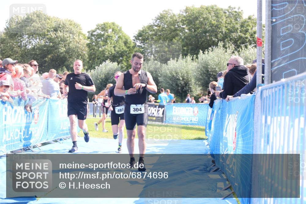 25.08.2024 - Elbe Triathlon Hamburg H.Heesch http://msf.ph/oto/6874696 25.08.2024 11:39:29 Ziel 304, 497, 673, 707 meine-sportfotos.de