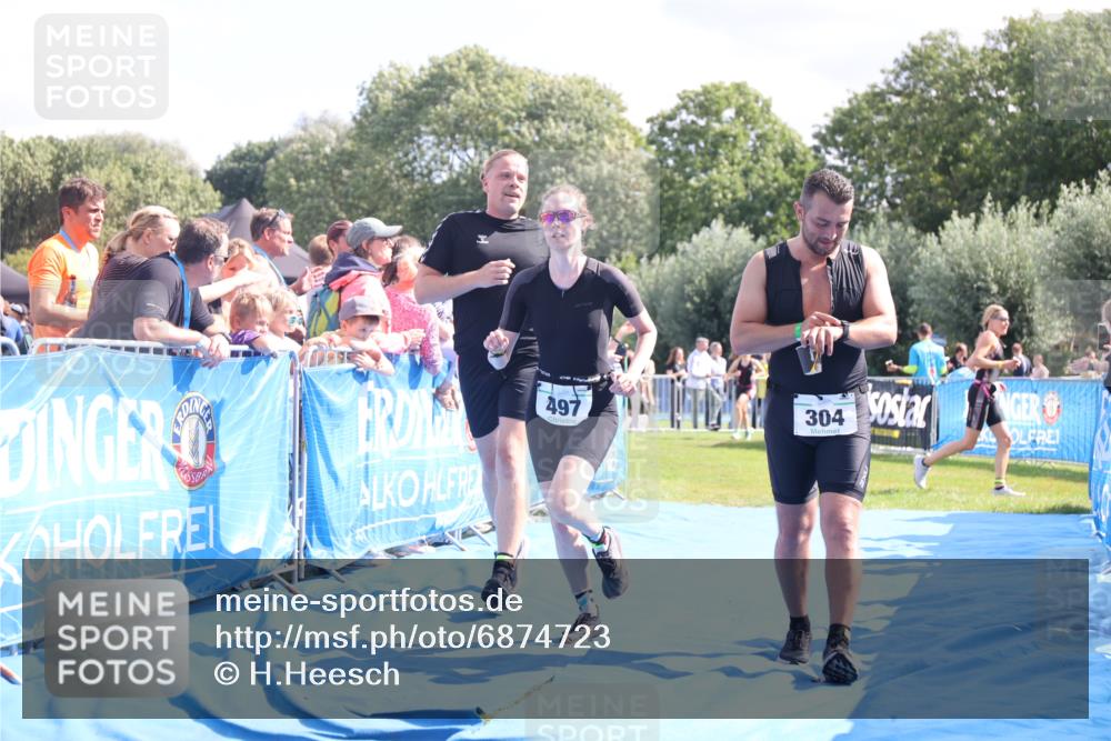 25.08.2024 - Elbe Triathlon Hamburg H.Heesch http://msf.ph/oto/6874723 25.08.2024 11:39:30 Ziel 304, 497, 673, 707 meine-sportfotos.de