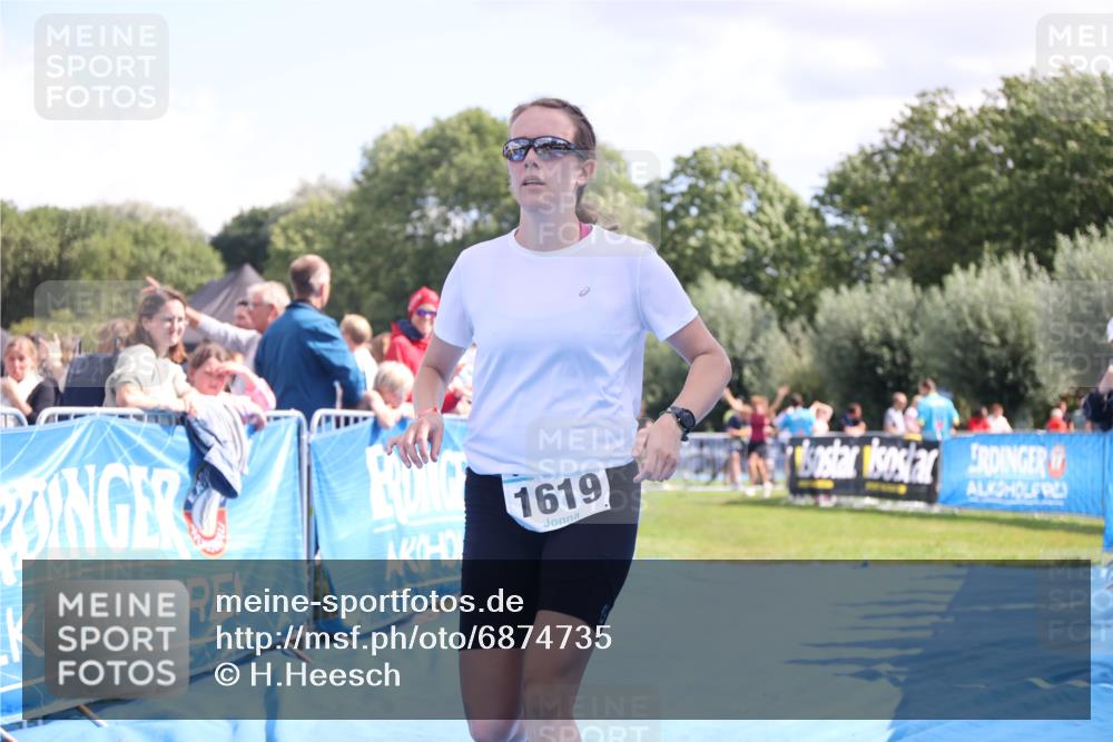 25.08.2024 - Elbe Triathlon Hamburg H.Heesch http://msf.ph/oto/6874735 25.08.2024 12:01:33 Ziel 468, 1619 meine-sportfotos.de