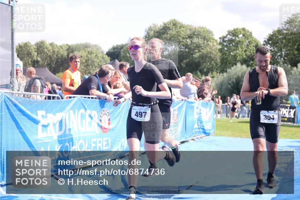 25.08.2024 - Elbe Triathlon Hamburg H.Heesch http://msf.ph/oto/6874736 25.08.2024 11:39:31 Ziel 304, 497, 507, 673, 707 meine-sportfotos.de