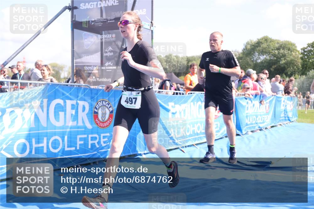 25.08.2024 - Elbe Triathlon Hamburg H.Heesch http://msf.ph/oto/6874762 25.08.2024 11:39:31 Ziel 304, 497, 507, 673, 707 meine-sportfotos.de