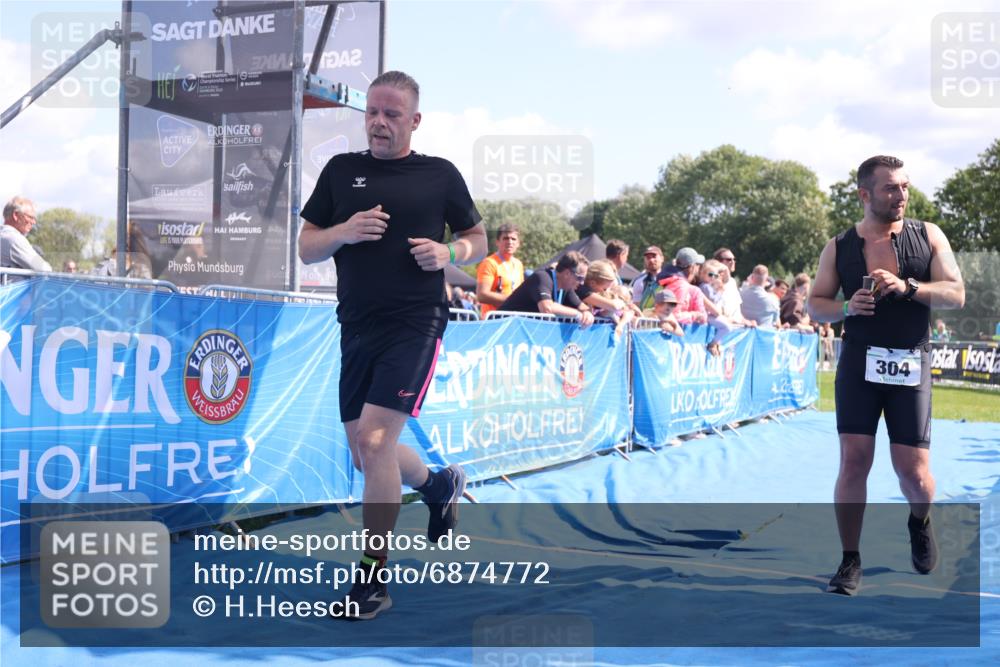 25.08.2024 - Elbe Triathlon Hamburg H.Heesch http://msf.ph/oto/6874772 25.08.2024 11:39:32 Ziel 304, 497, 507, 673, 707 meine-sportfotos.de