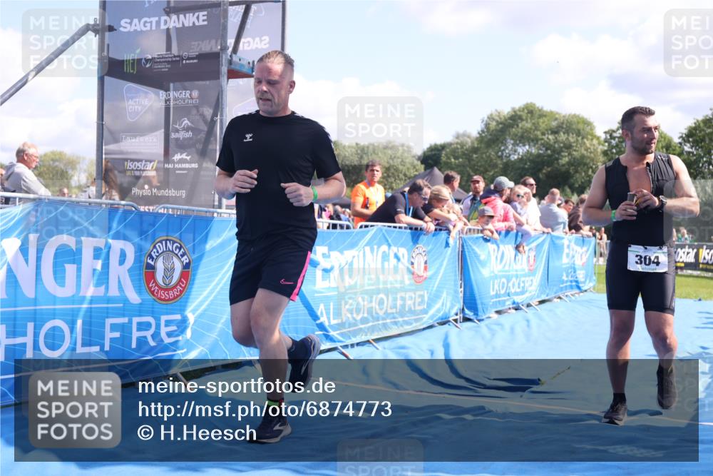 25.08.2024 - Elbe Triathlon Hamburg H.Heesch http://msf.ph/oto/6874773 25.08.2024 11:39:32 Ziel 304, 497, 507, 673, 707 meine-sportfotos.de