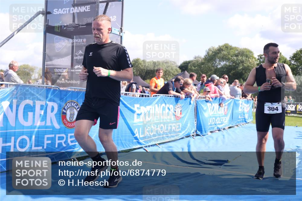 25.08.2024 - Elbe Triathlon Hamburg H.Heesch http://msf.ph/oto/6874779 25.08.2024 11:39:32 Ziel 304, 497, 507, 673, 707 meine-sportfotos.de