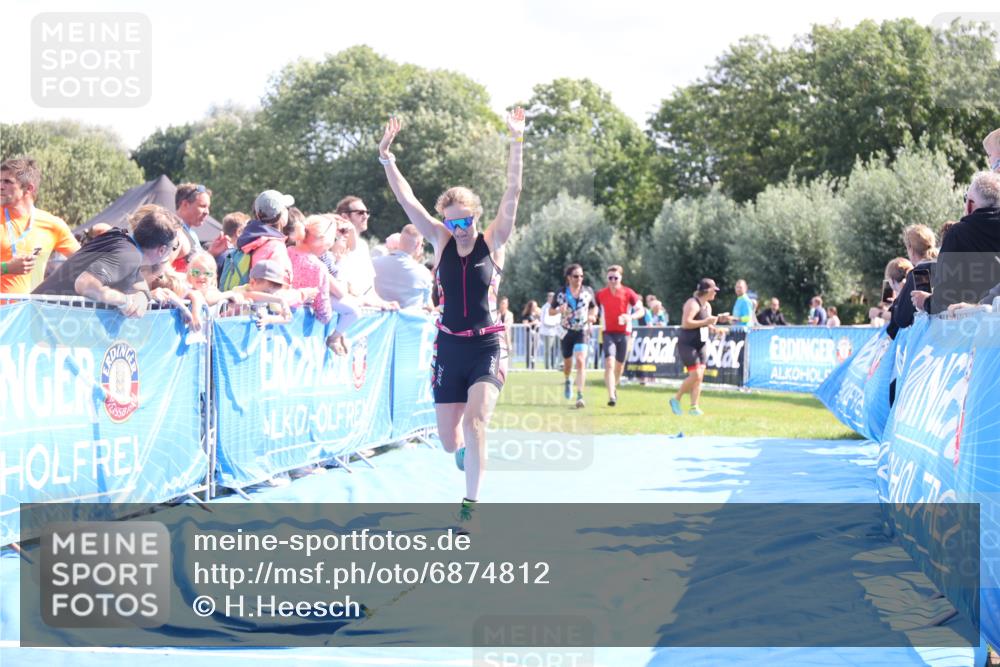 25.08.2024 - Elbe Triathlon Hamburg H.Heesch http://msf.ph/oto/6874812 25.08.2024 11:39:37 Ziel 304, 497, 507, 707, 781, 1411 meine-sportfotos.de