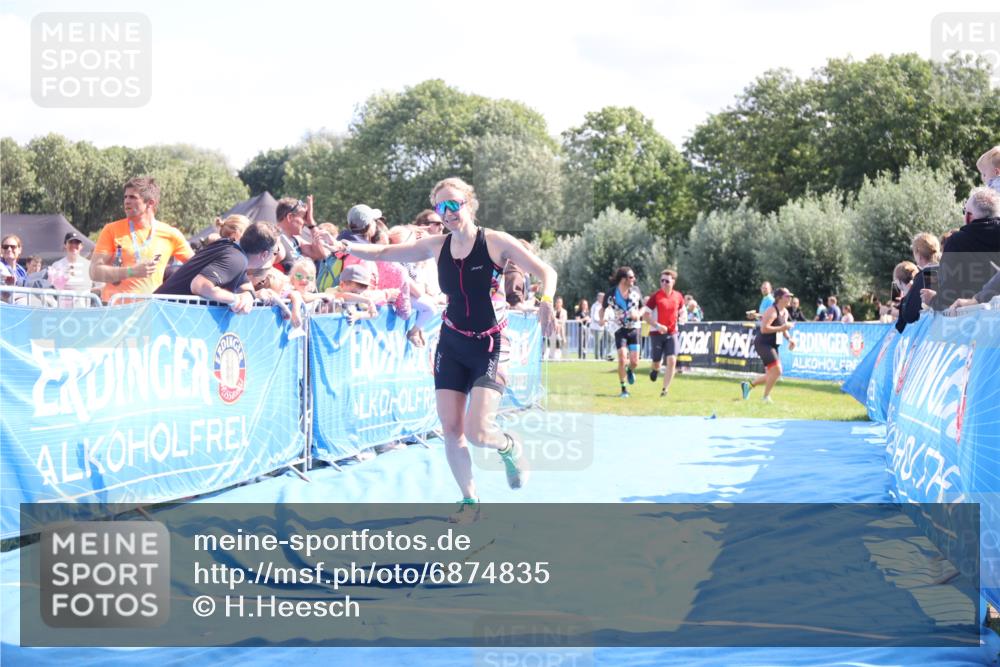 25.08.2024 - Elbe Triathlon Hamburg H.Heesch http://msf.ph/oto/6874835 25.08.2024 11:39:38 Ziel 304, 497, 507, 707, 781, 1411 meine-sportfotos.de