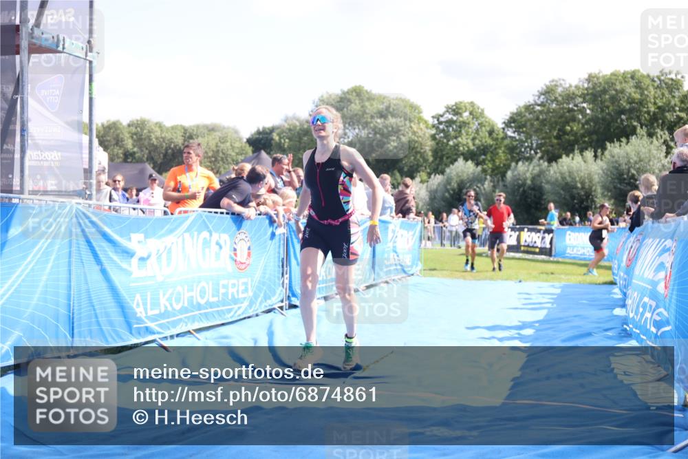 25.08.2024 - Elbe Triathlon Hamburg H.Heesch http://msf.ph/oto/6874861 25.08.2024 11:39:38 Ziel 304, 497, 507, 707, 781, 1411 meine-sportfotos.de