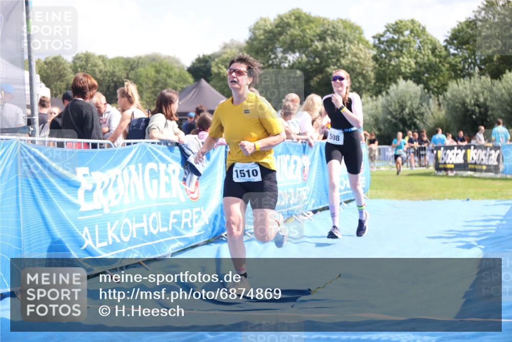 25.08.2024 - Elbe Triathlon Hamburg H.Heesch http://msf.ph/oto/6874869 25.08.2024 12:01:48 Ziel 508, 1510, 1563, 1571, 1628 meine-sportfotos.de