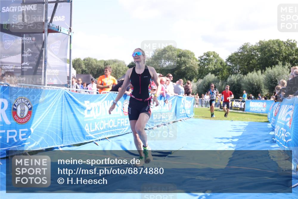 25.08.2024 - Elbe Triathlon Hamburg H.Heesch http://msf.ph/oto/6874880 25.08.2024 11:39:39 Ziel 304, 507, 707, 781, 1411 meine-sportfotos.de