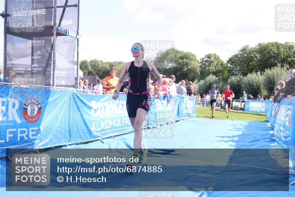 25.08.2024 - Elbe Triathlon Hamburg H.Heesch http://msf.ph/oto/6874885 25.08.2024 11:39:39 Ziel 304, 507, 707, 781, 1411 meine-sportfotos.de