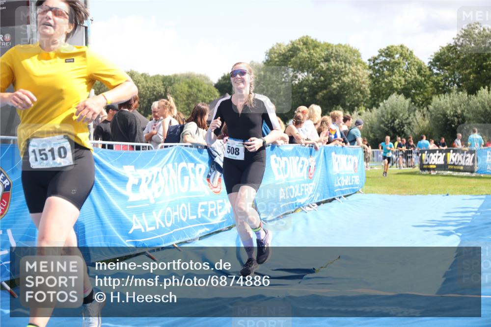 25.08.2024 - Elbe Triathlon Hamburg H.Heesch http://msf.ph/oto/6874886 25.08.2024 12:01:49 Ziel 508, 1510, 1563, 1571, 1628 meine-sportfotos.de