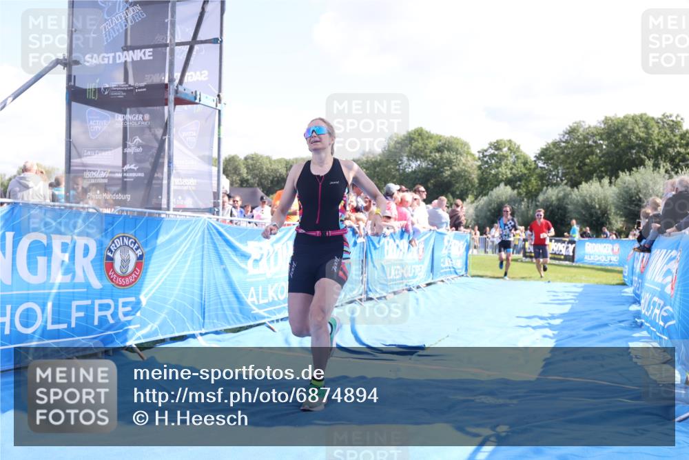 25.08.2024 - Elbe Triathlon Hamburg H.Heesch http://msf.ph/oto/6874894 25.08.2024 11:39:39 Ziel 304, 507, 707, 781, 1411 meine-sportfotos.de