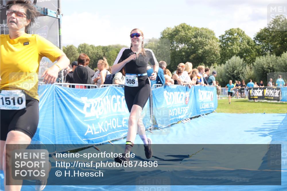 25.08.2024 - Elbe Triathlon Hamburg H.Heesch http://msf.ph/oto/6874896 25.08.2024 12:01:50 Ziel 508, 1510, 1571, 1628 meine-sportfotos.de