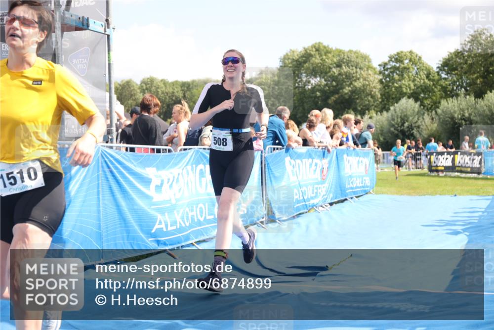 25.08.2024 - Elbe Triathlon Hamburg H.Heesch http://msf.ph/oto/6874899 25.08.2024 12:01:50 Ziel 508, 1510, 1571, 1628 meine-sportfotos.de