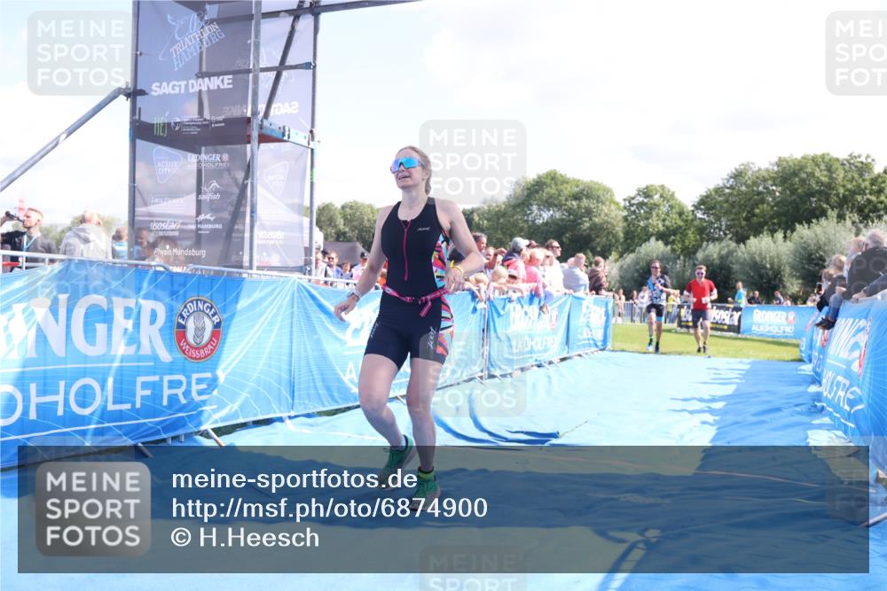 25.08.2024 - Elbe Triathlon Hamburg H.Heesch http://msf.ph/oto/6874900 25.08.2024 11:39:39 Ziel 304, 507, 707, 781, 1411 meine-sportfotos.de